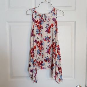 Floral Handkerchief hem tank